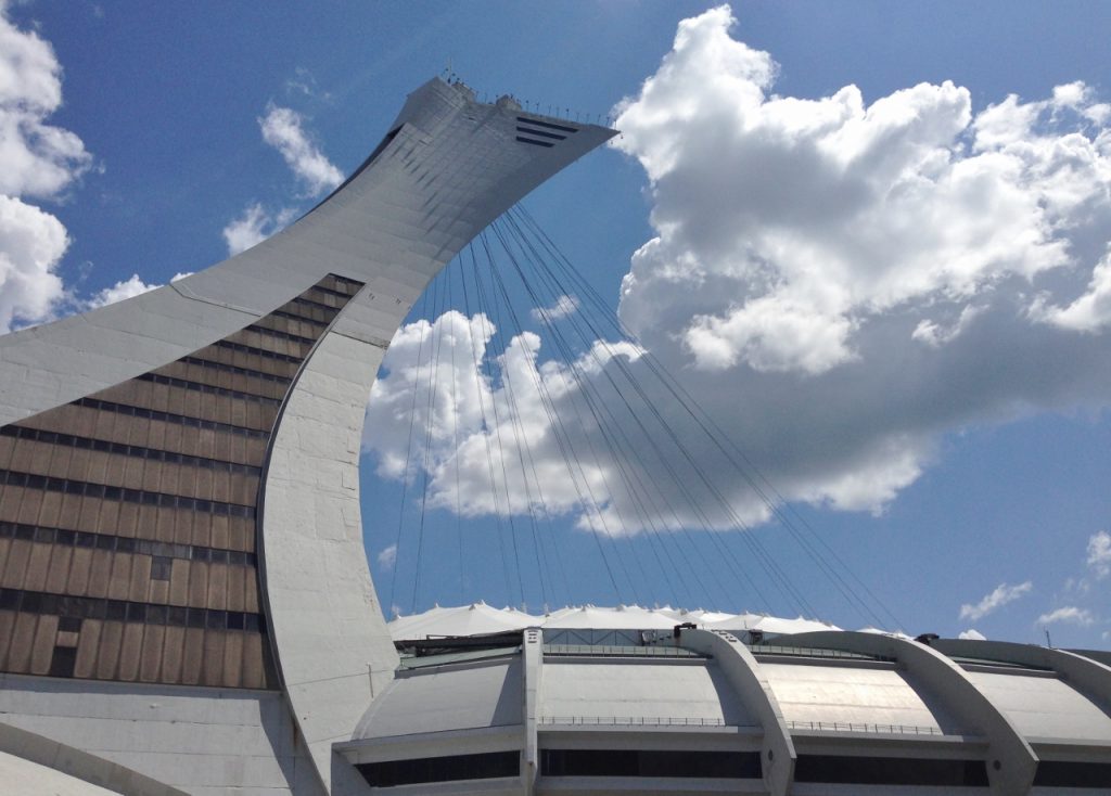 Torre no Parque Olímpico de Montreal - Foto Nathalia Molina Canadá para Viagem (1280x918)